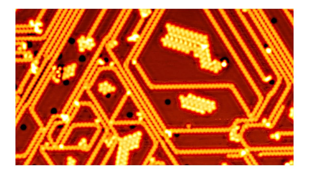 Cadeias de fósforo apresentam comportamento unidimensional de elétrons, apontam cientistas