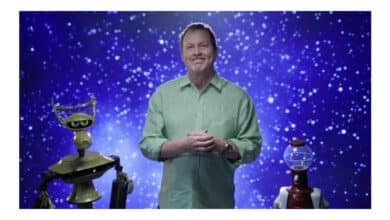 Campanha de US$ 1,8 milhão reúne elenco original de MST3K