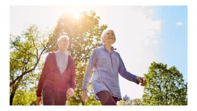 Caminhar mais reduz risco de doenças e morte, mesmo para quem passa horas sentado