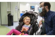 Medicamento esquecido traz nova esperança a crianças com doença rara