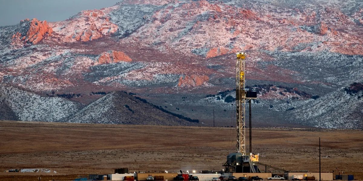 Tecnologia climática estreia na bolsa e índice de hype em IA volta à cena