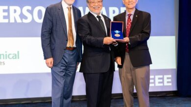 IEEE reconhece Toshio Fukuda por avanços pioneiros em robótica